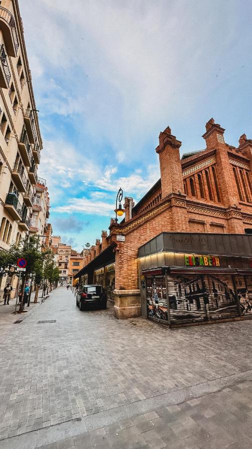 Agradable Piso Compartido Appartamento Barcellona Esterno foto