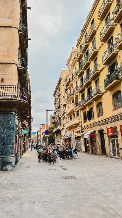 Agradable Piso Compartido Appartamento Barcellona Esterno foto